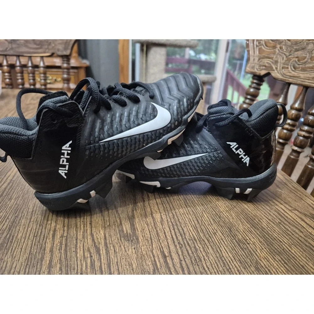Nike Youth Football Cleats Size 13C